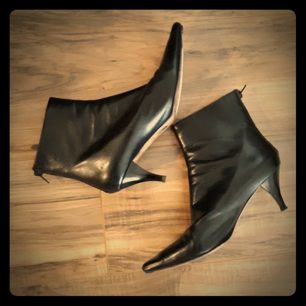 Michael Kors Black Leather Boots. Made in Italy